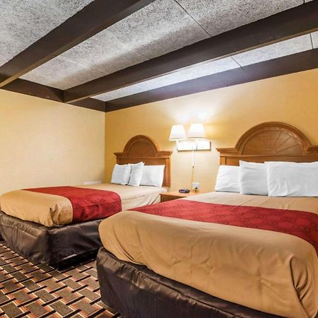 Econo Lodge New Paltz Exteriör bild