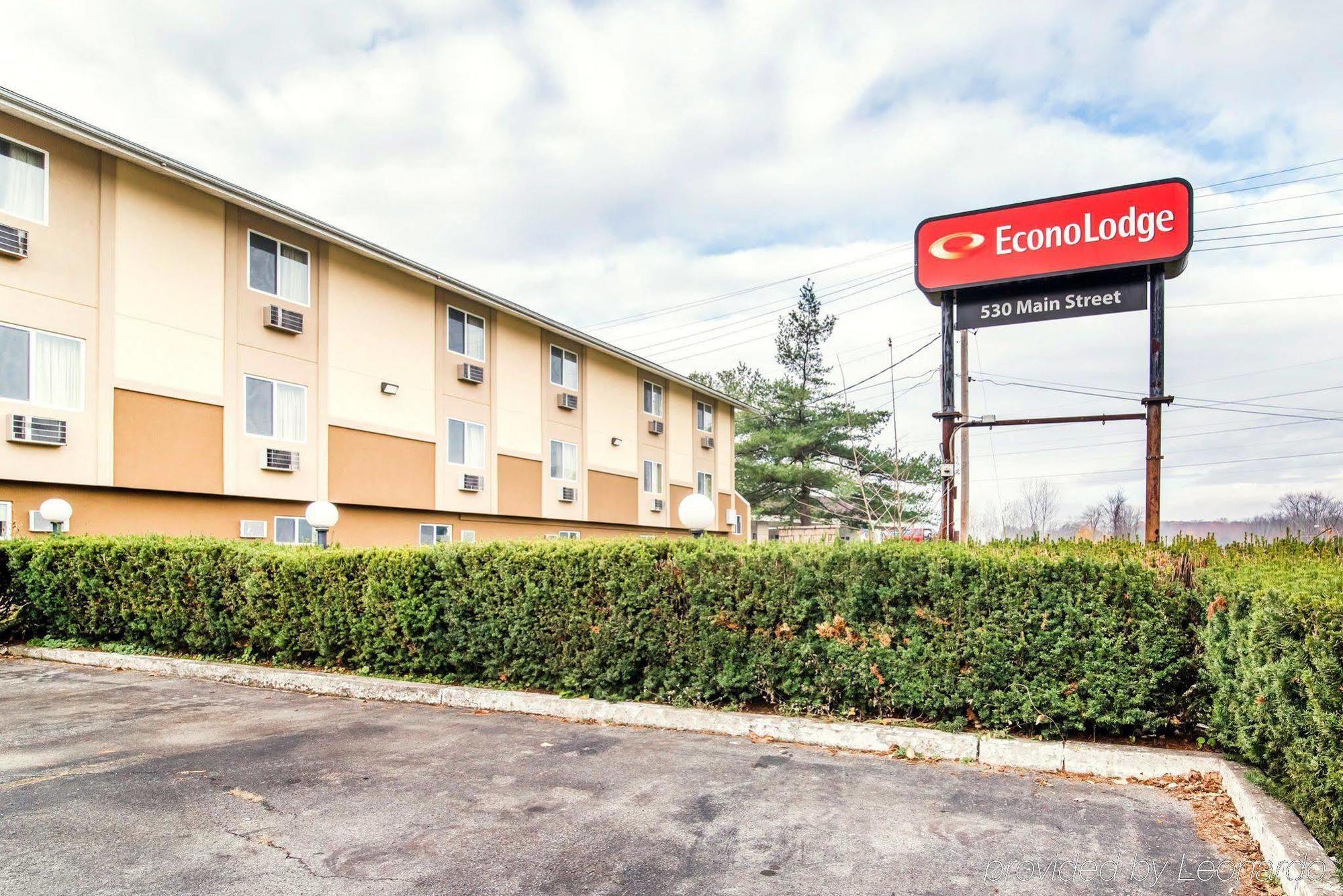 Econo Lodge New Paltz Exteriör bild