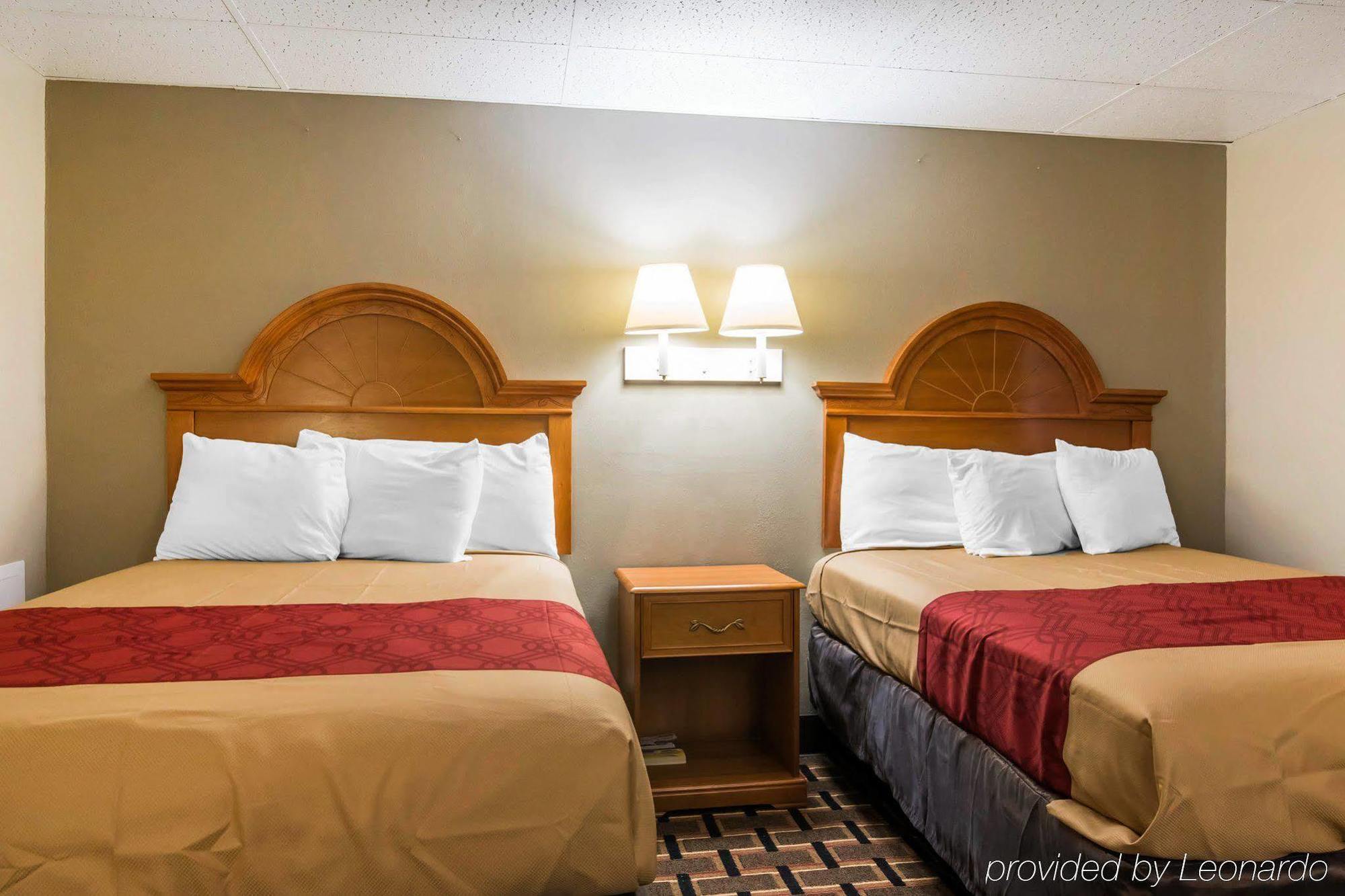 Econo Lodge New Paltz Exteriör bild