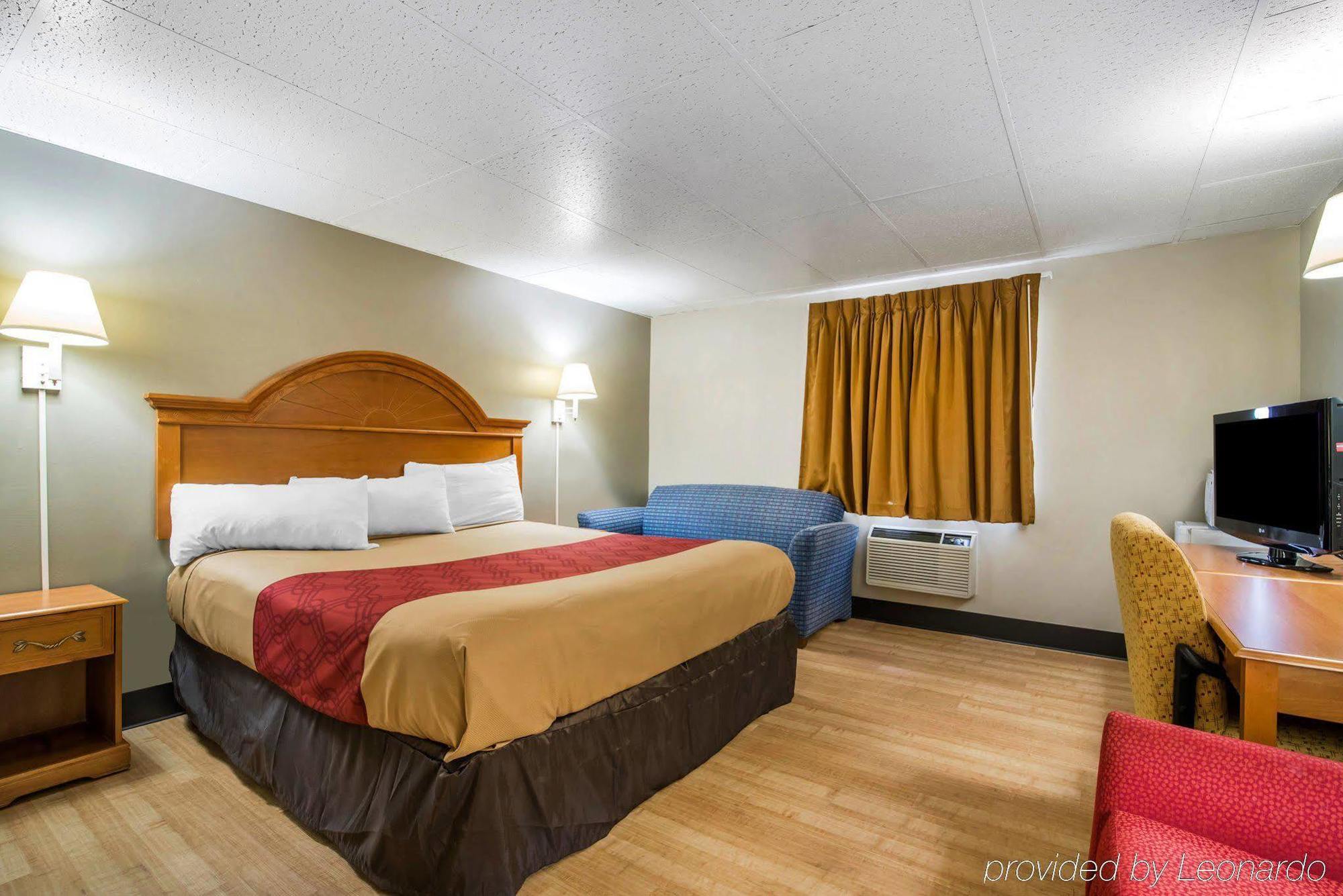Econo Lodge New Paltz Exteriör bild